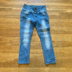 Queen medium wash midrise skinny cropped distressed jeans pants junior sz 7
 b16